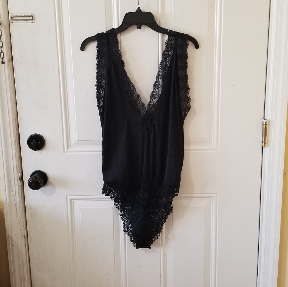 Intimately Free people boby suit, Size SP, Black